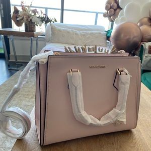 BRAND NEW Michael Kors pink blush purse